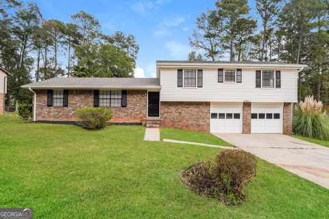 Photo of 2236 Kings Forest Drive SE, Conyers, GA 30013 (MLS # 10636213)