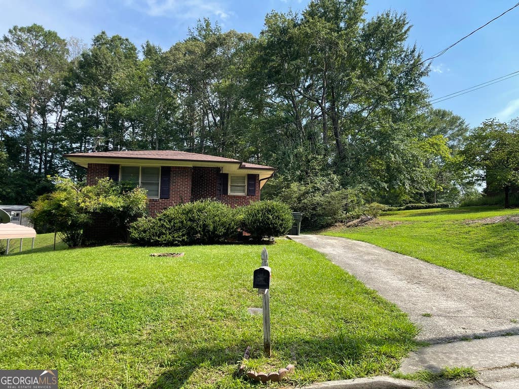 Photo of 102 Watkins Street, Toccoa, GA 30577 (MLS # 10814774)