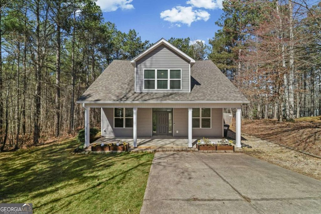 Photo of 201 Mill Creek Cove, Dawsonville, GA 30534 (MLS # 10698408)