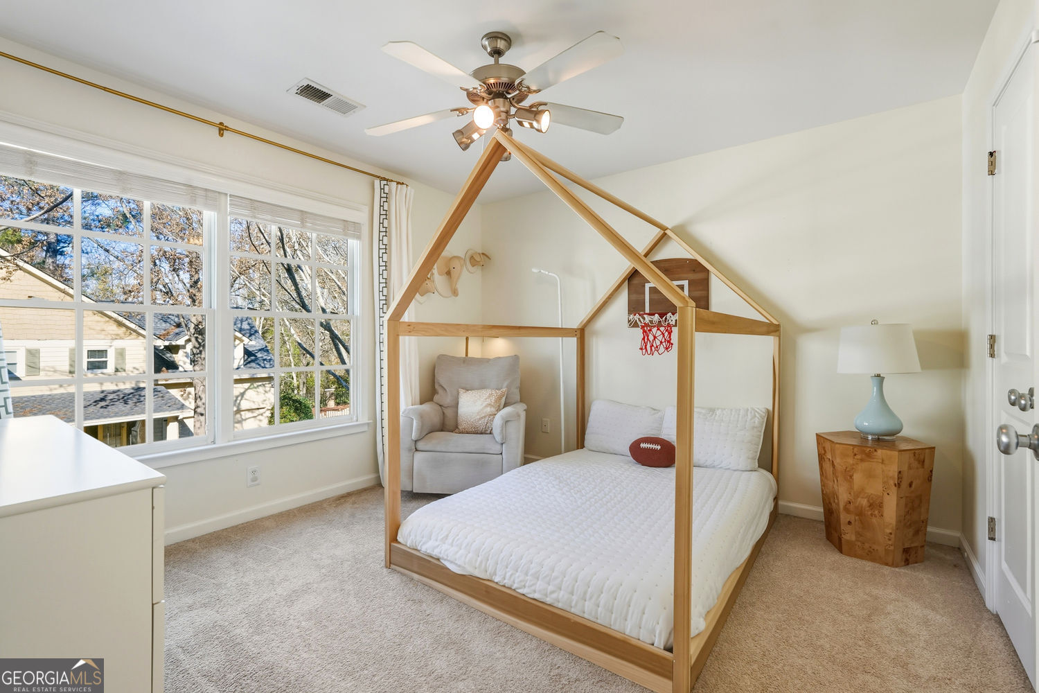 Atlanta, Georgia 30318, United States, 3 Bedrooms Bedrooms, ,3 BathroomsBathrooms,Residential,Active,250690