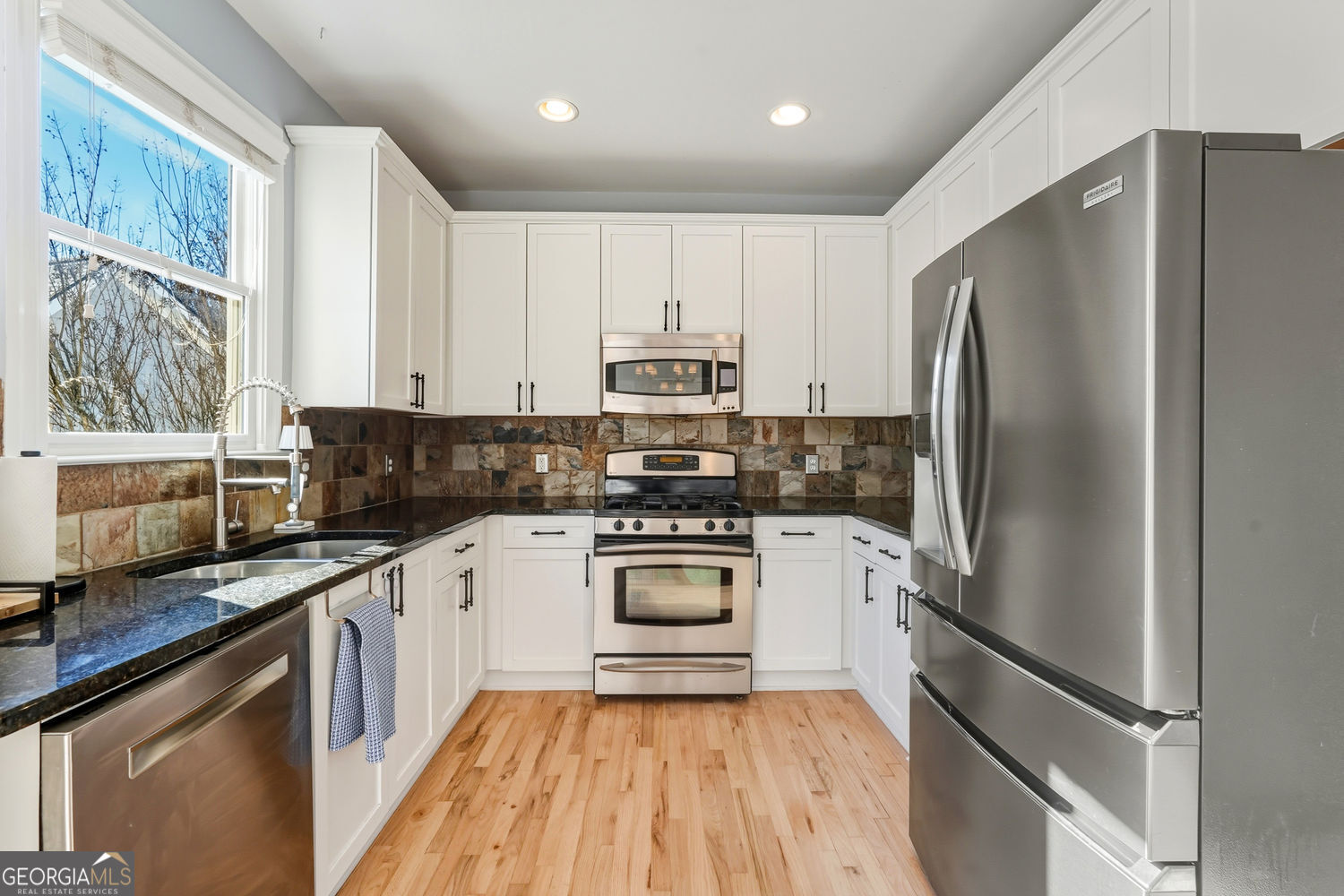 Atlanta, Georgia 30318, United States, 3 Bedrooms Bedrooms, ,3 BathroomsBathrooms,Residential,Active,250690