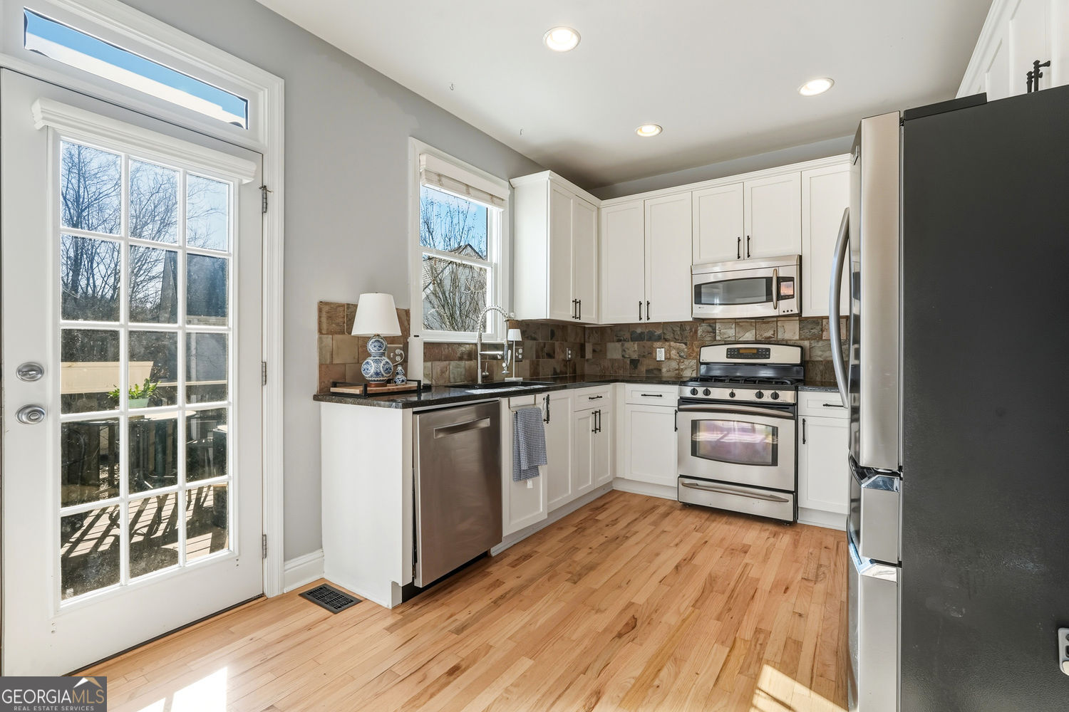 Atlanta, Georgia 30318, United States, 3 Bedrooms Bedrooms, ,3 BathroomsBathrooms,Residential,Active,250690