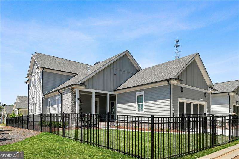 1025 Crossroad TRL