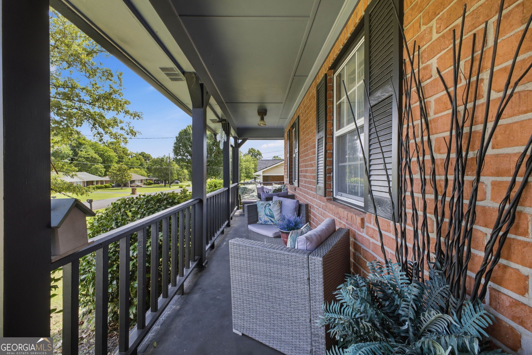 19 Frances DR NW
