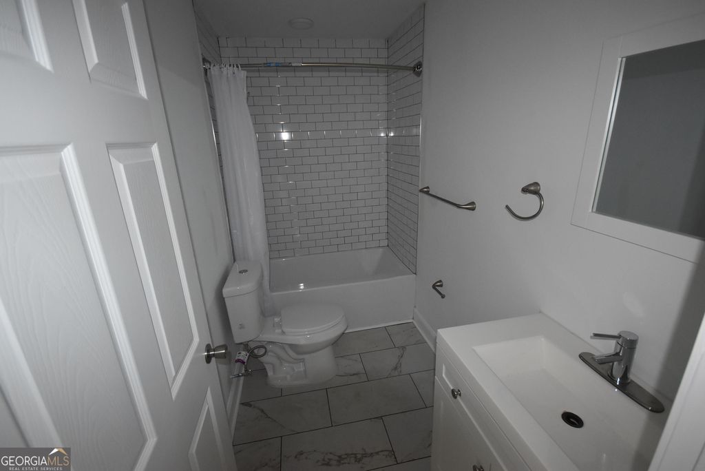 Photo of 1222 E Forrest Avenue, East Point, GA 30344 (MLS # 10683731)