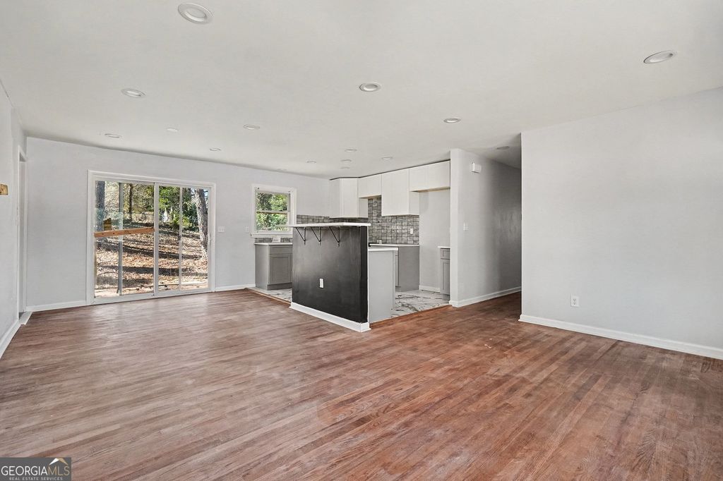 Photo of 1933 Glen Echo Drive, Decatur, GA 30032 (MLS # 10663819)