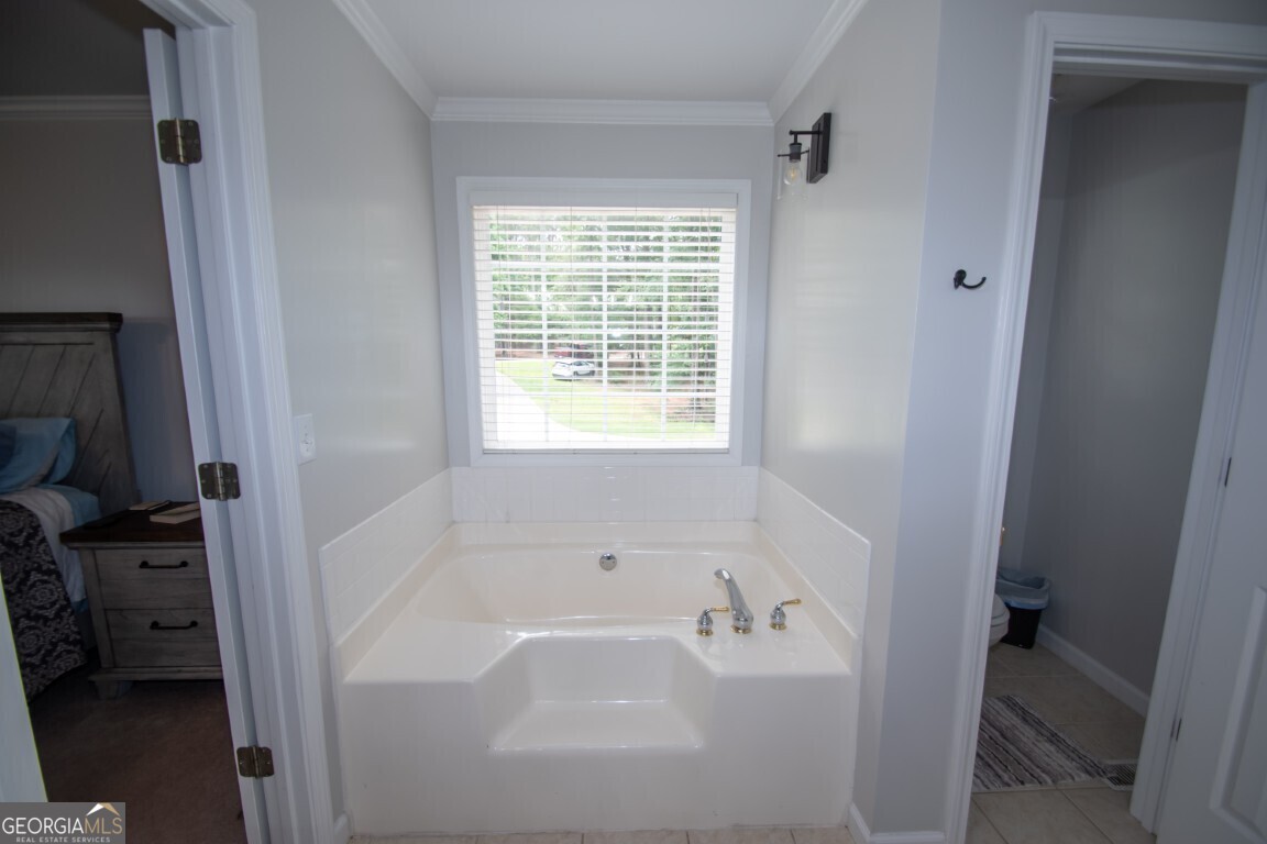 Social Circle, Georgia 30025, United States, 4 Bedrooms Bedrooms, ,4 BathroomsBathrooms,Residential,Pending,142295