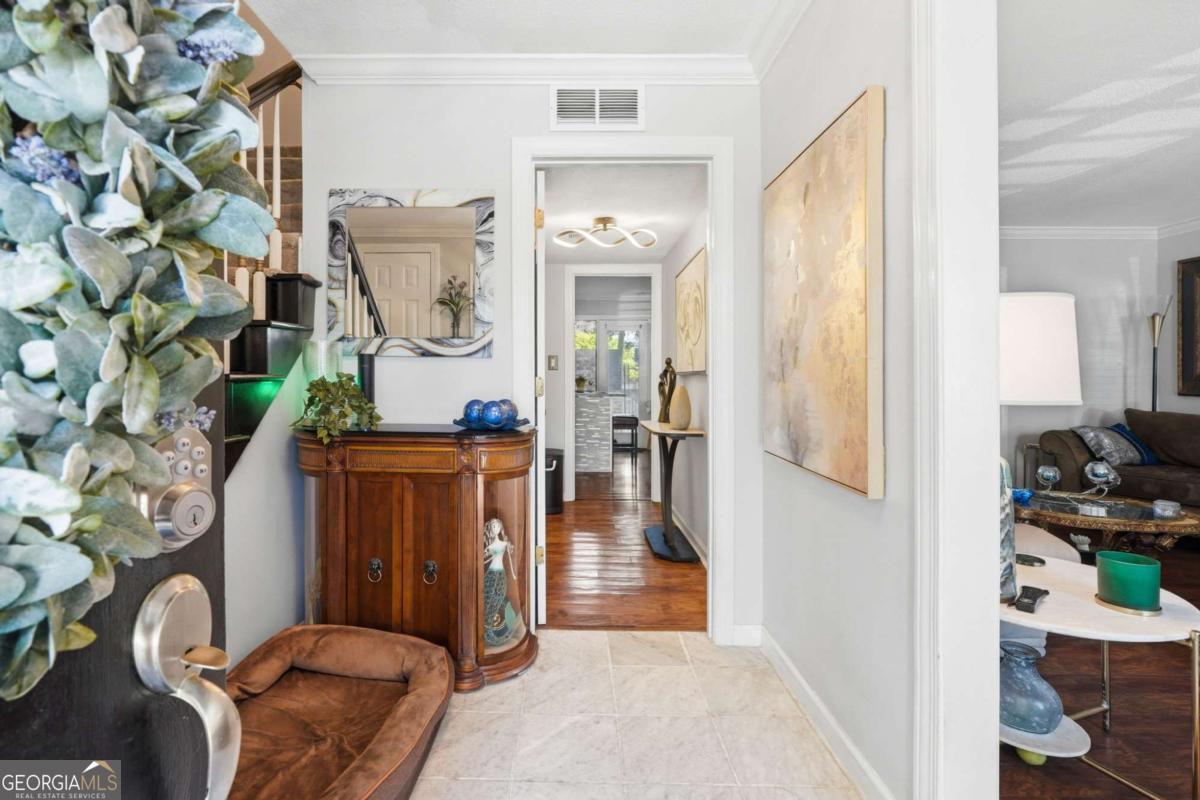 3 Pendleton PL NE