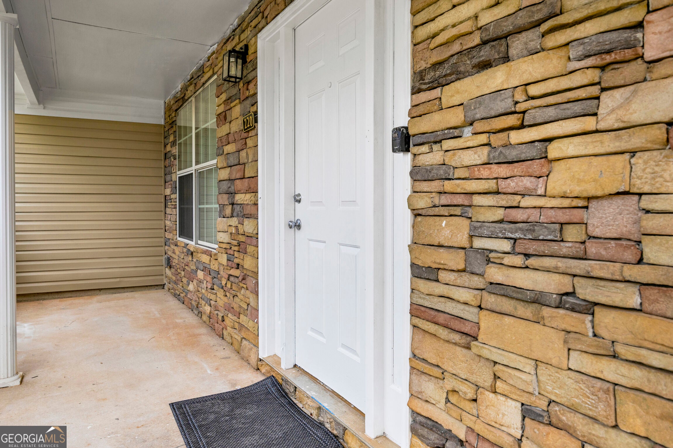 220 Spring Lake TER