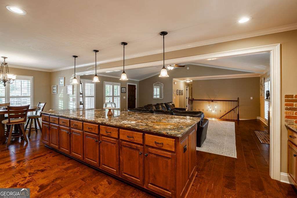 275 Davis Estates RD