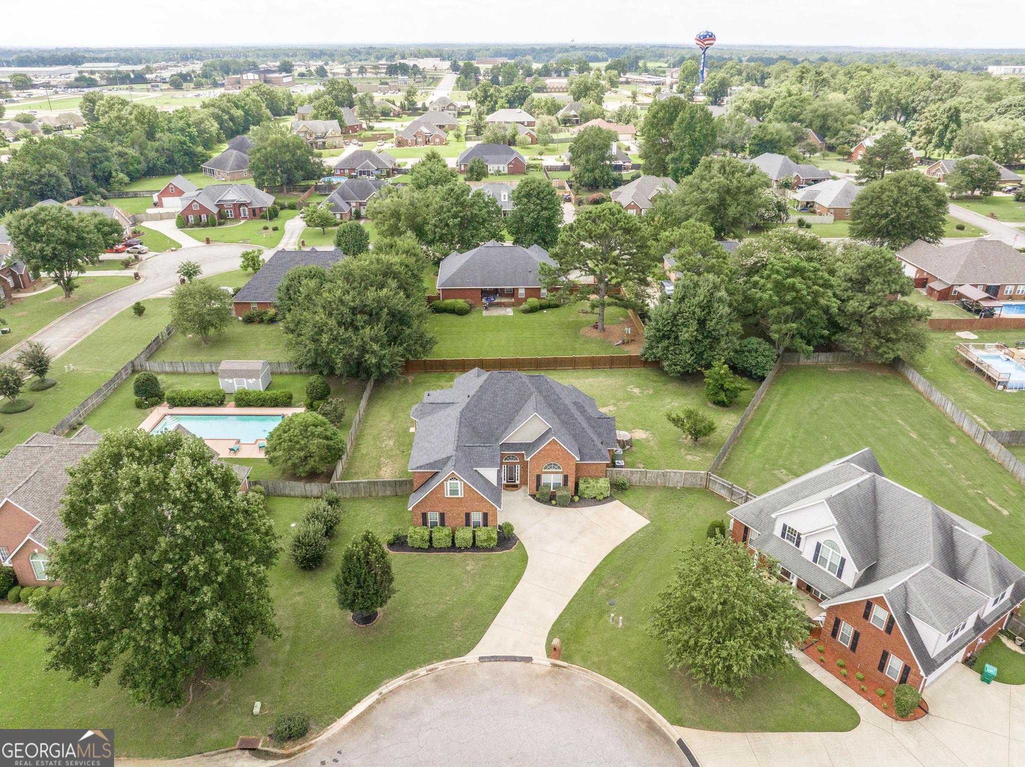 203 Ellen CT