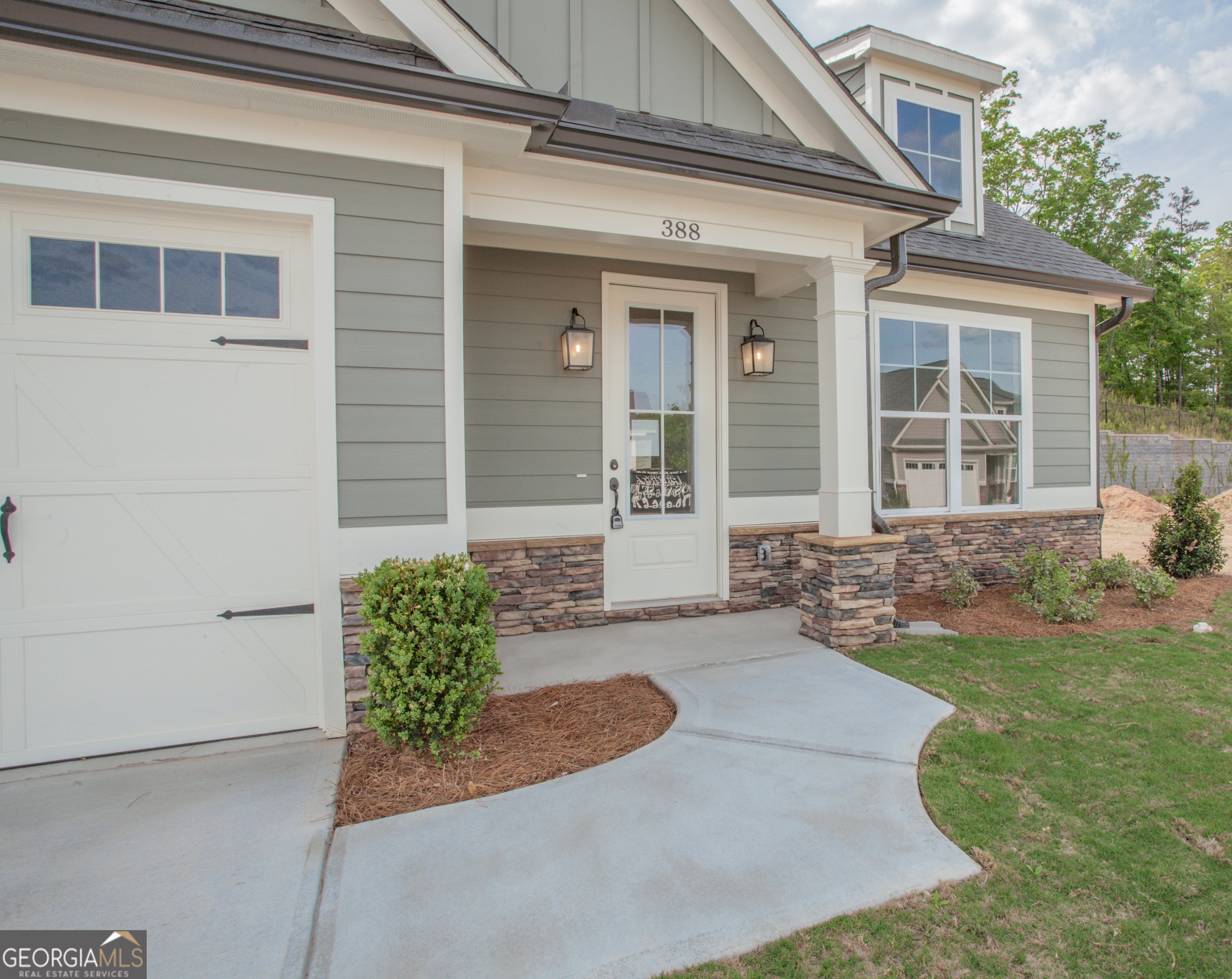 388 Maple View DR