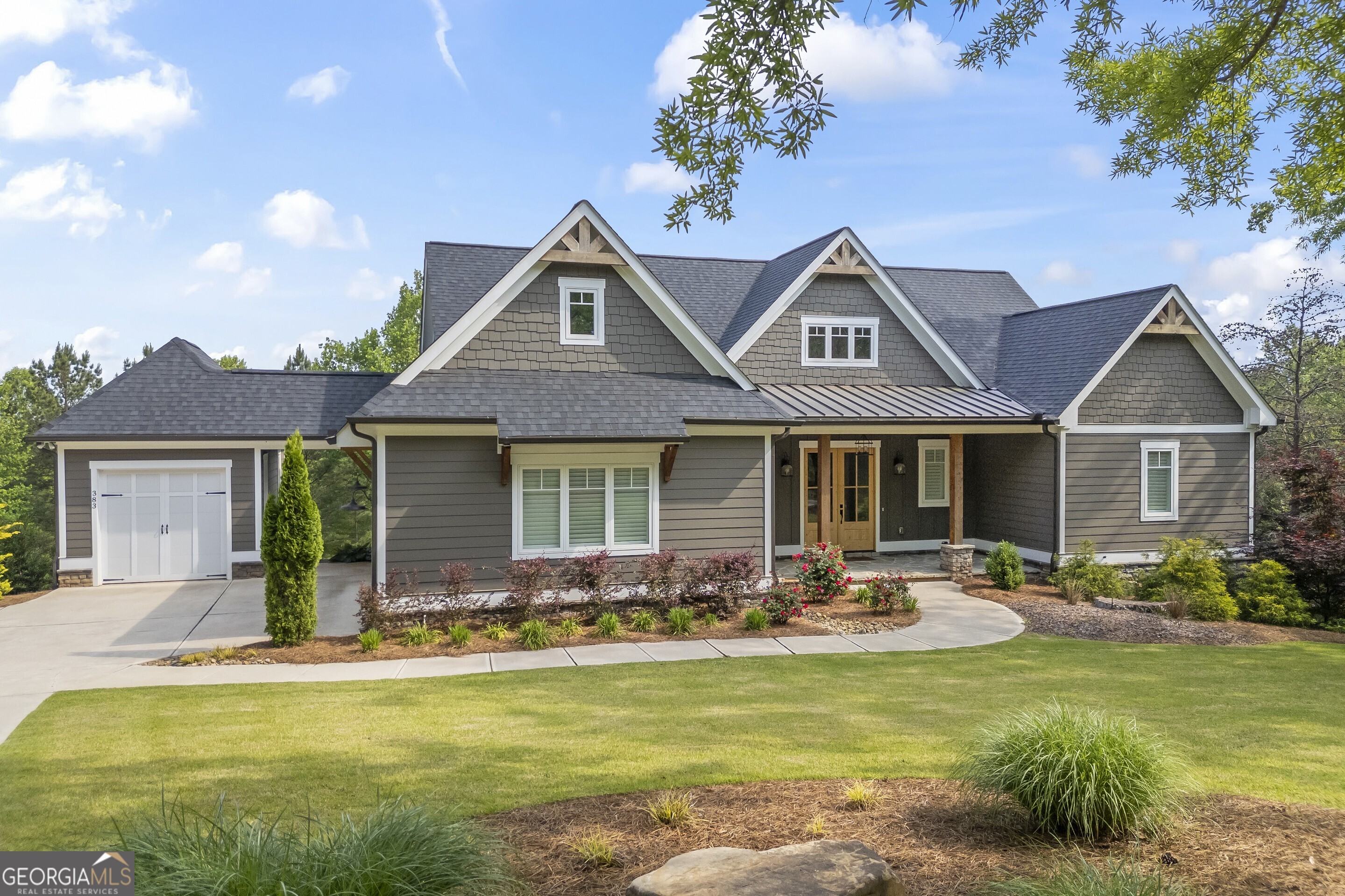 Toccoa, Georgia 30577, United States, 4 Bedrooms Bedrooms, ,5 BathroomsBathrooms,Residential,Pending,57800