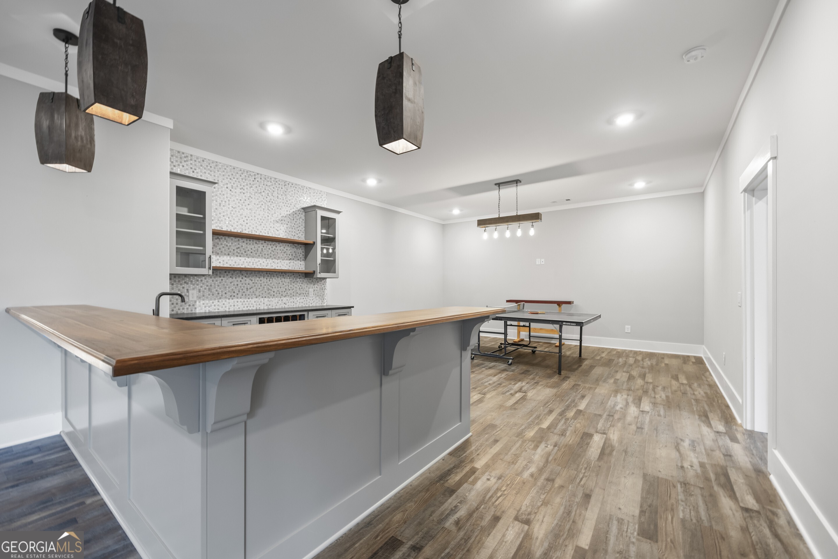 Toccoa, Georgia 30577, United States, 4 Bedrooms Bedrooms, ,5 BathroomsBathrooms,Residential,Pending,57800