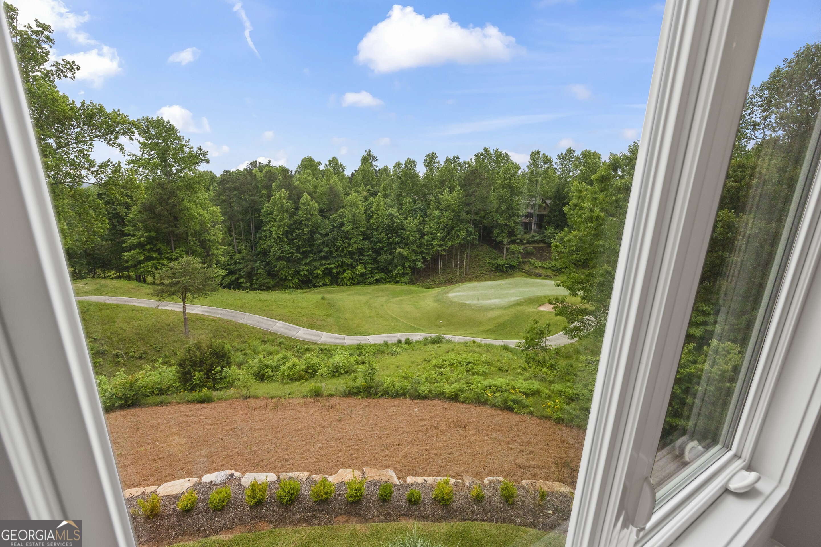 Toccoa, Georgia 30577, United States, 4 Bedrooms Bedrooms, ,5 BathroomsBathrooms,Residential,Pending,57800