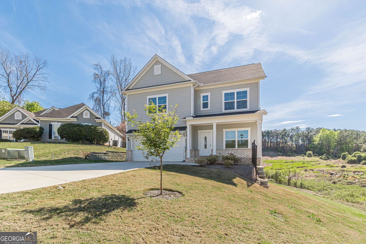 2646 Neighborhood WALK