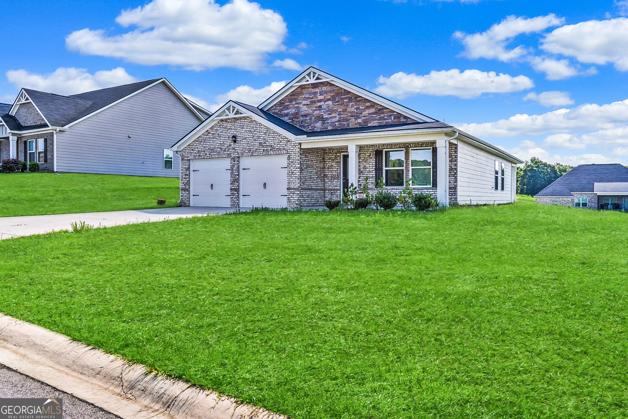 7216 Winterberry CIR