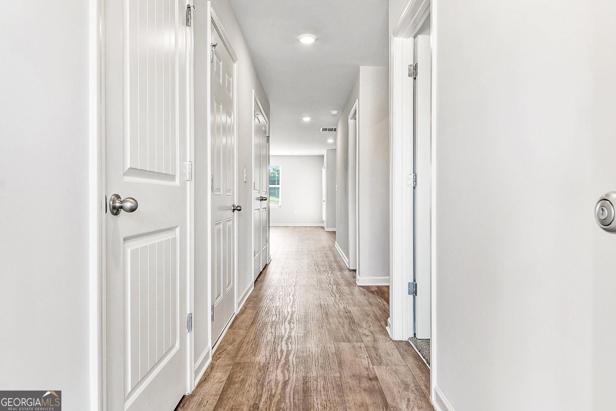 7216 Winterberry CIR