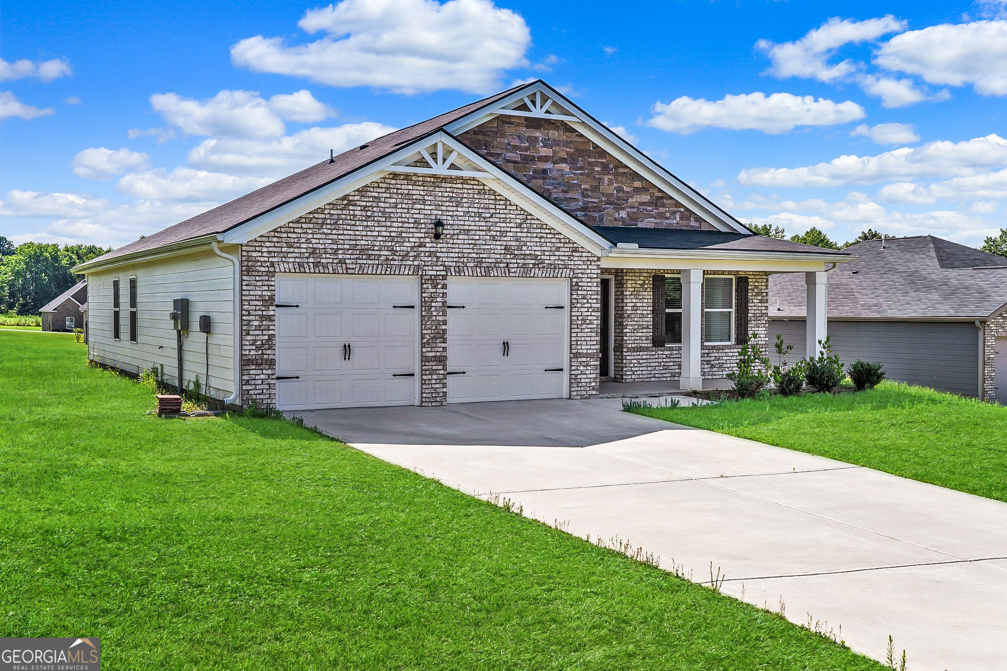7216 Winterberry CIR