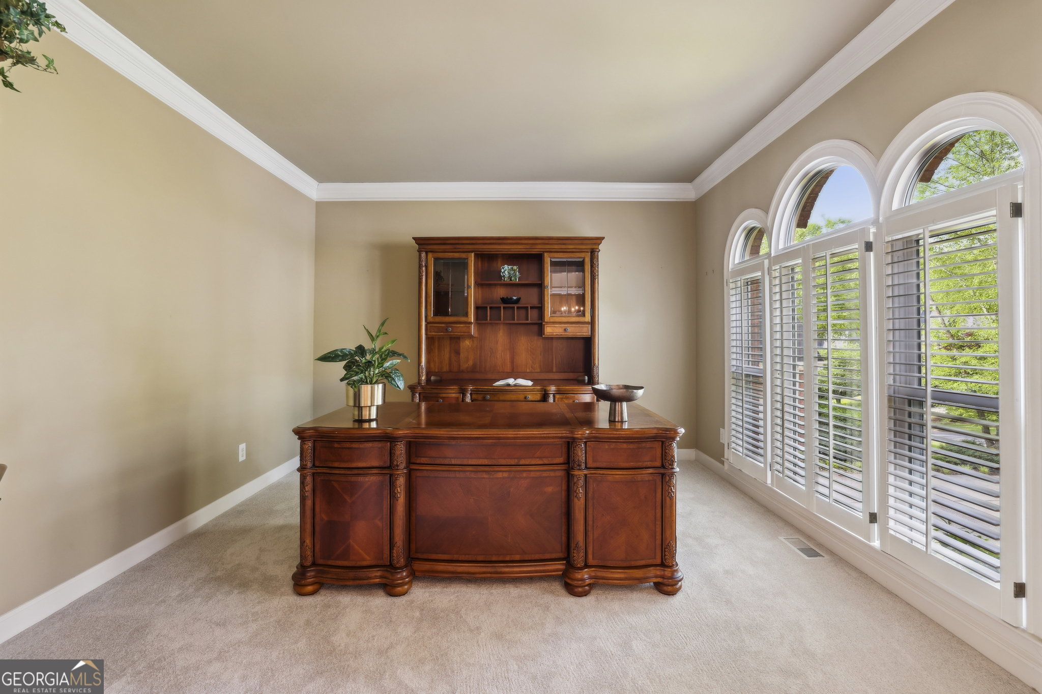 470 W Magnolia CIR