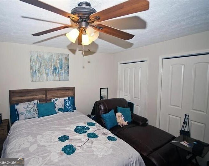 5472 Bishops CIR