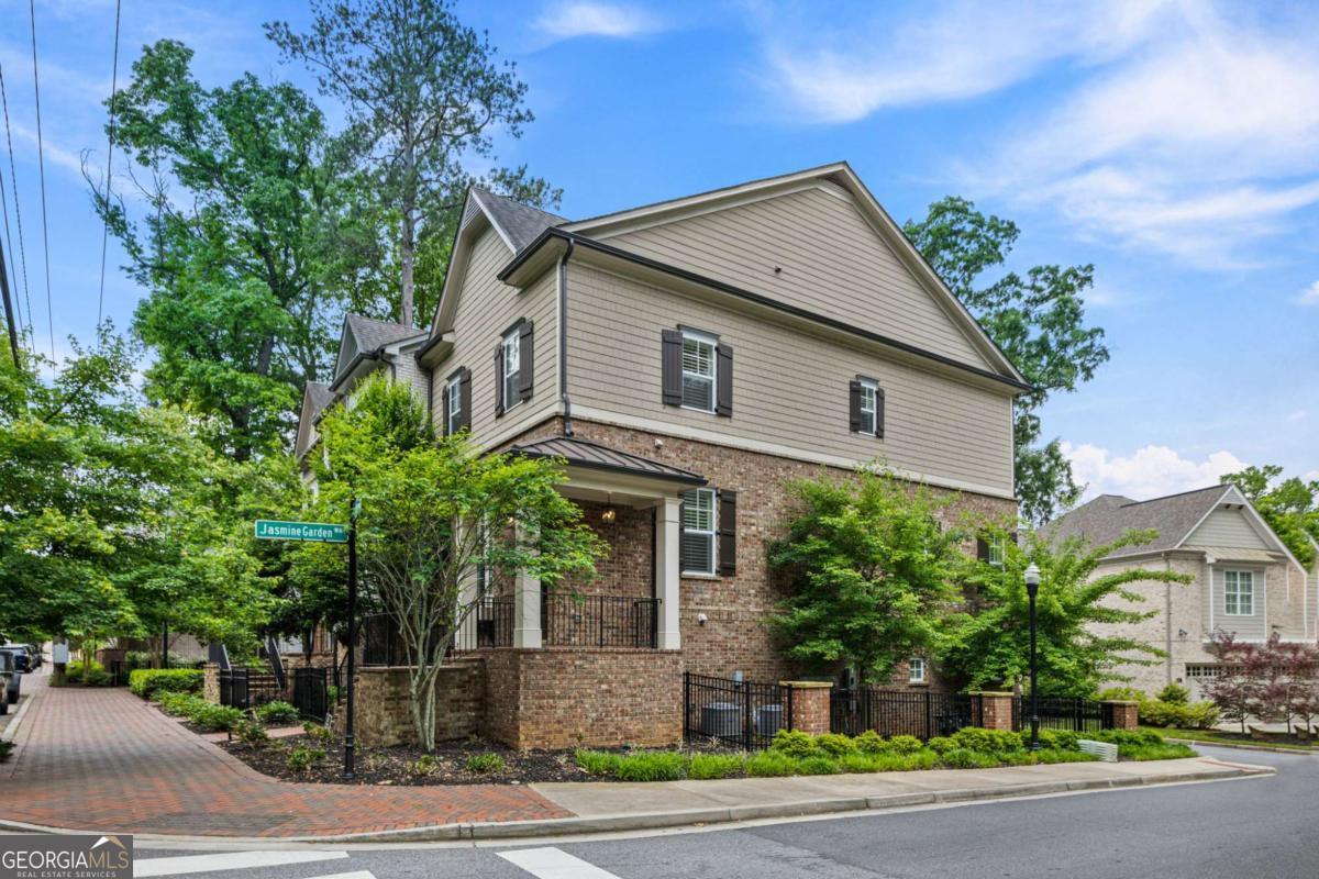 148 Canton ST