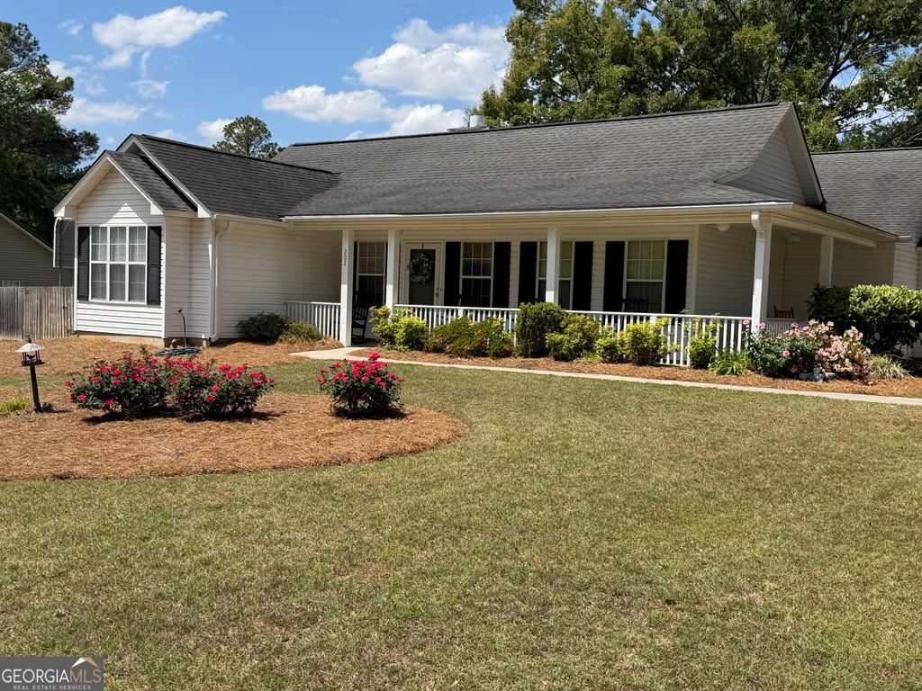 Photo of 202 Kingswood Drive, Dublin, GA 31021 (MLS # 10736002)