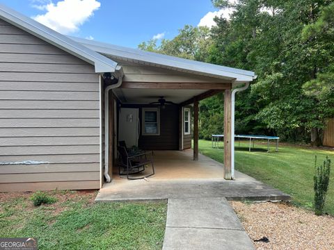 A home in Thomaston