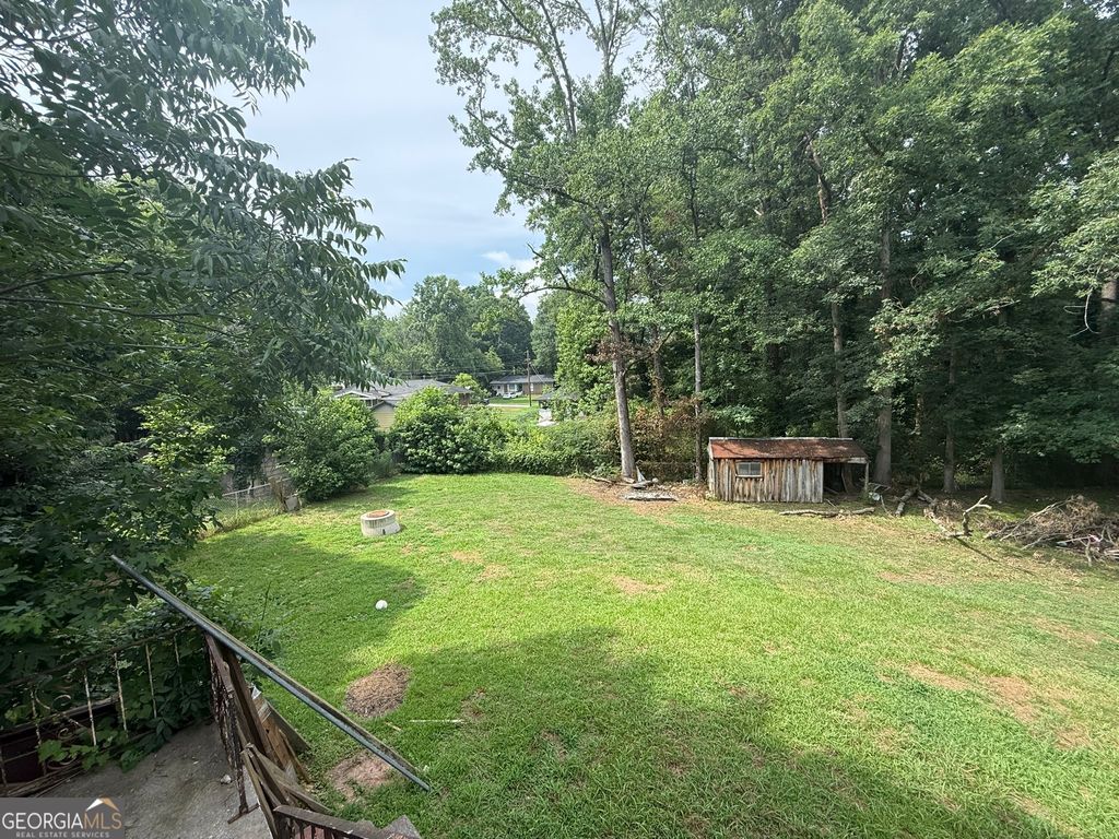 Photo of 868 King Road, Jonesboro, GA 30236 (MLS # 10799104)