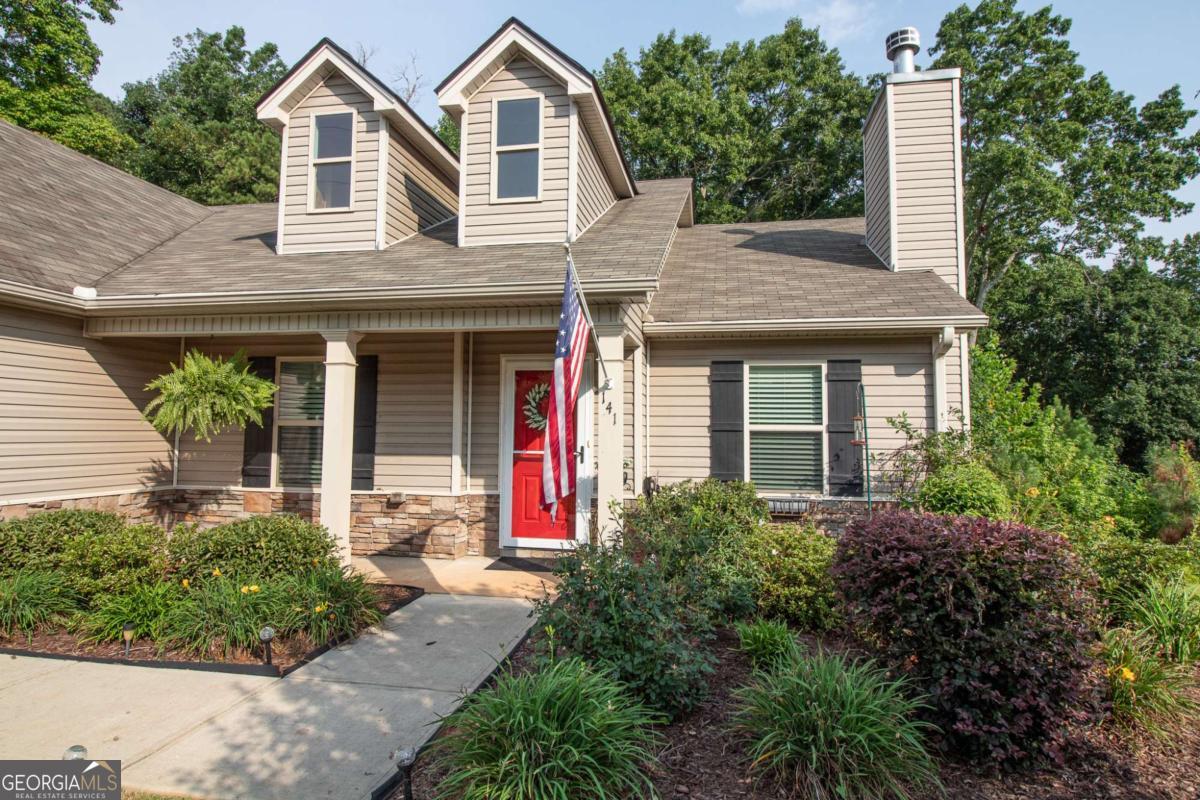 141 Conifer CT