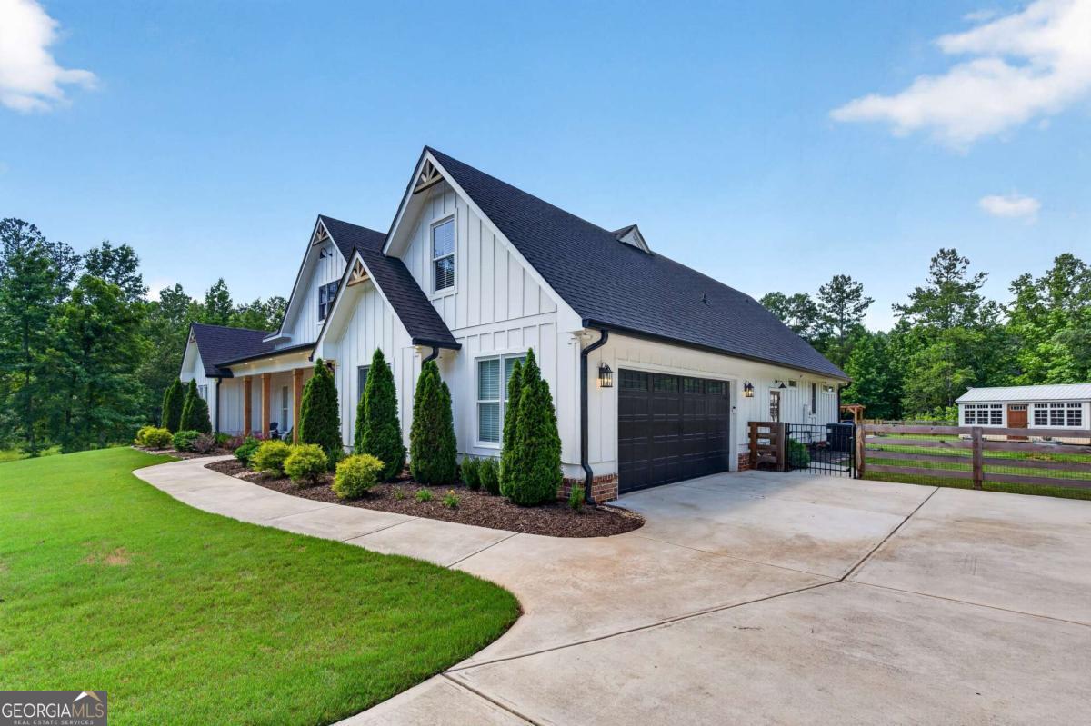 1033 McLeod Estates DR
