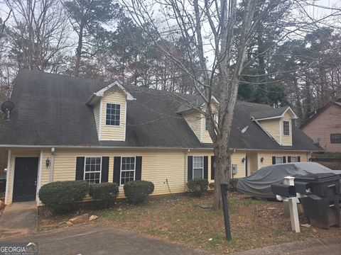 6844,6846,6848 S Lakewood TER Douglasville GA 30135