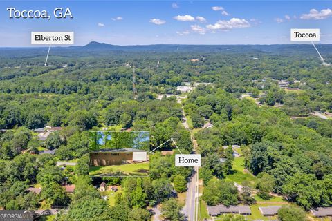 A home in Toccoa