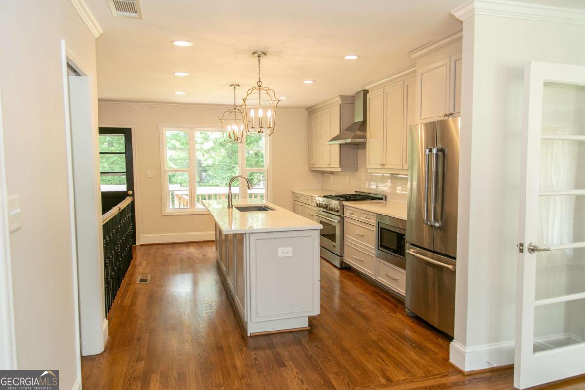 1468 North Amanda CIR