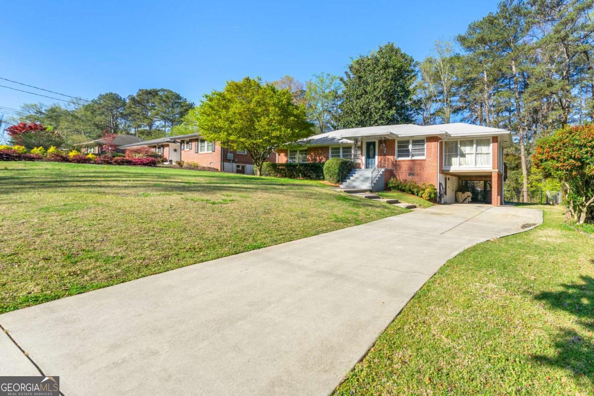 1468 North Amanda CIR