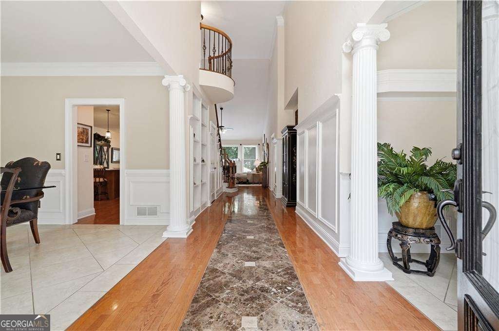 Photo of 4311 Summit Oaks Lane NE, Roswell, GA 30075 (MLS # 10791842)