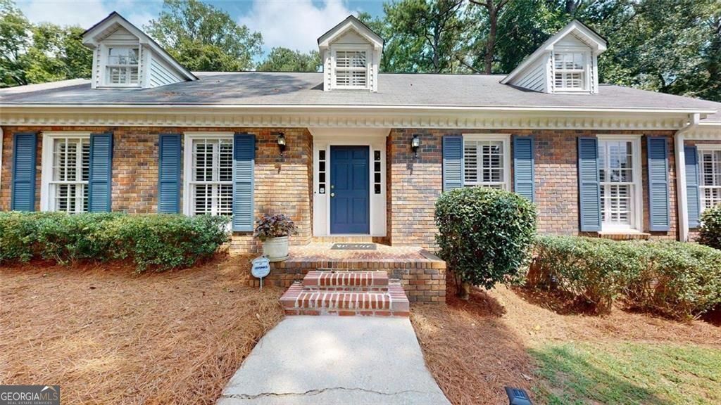 5513 North Peachtree RD