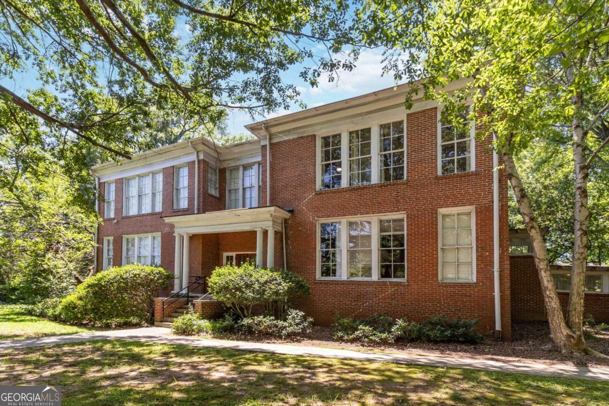 138 Kirkwood RD NE 3