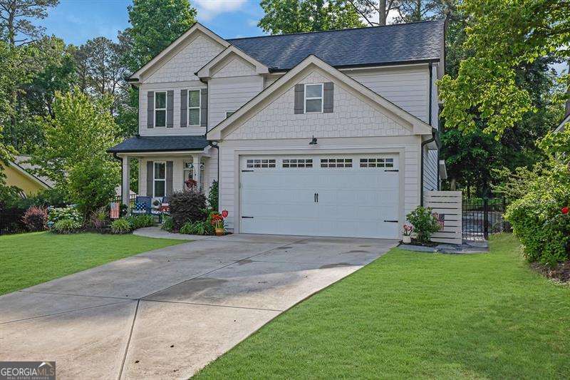 779 Sanders RD