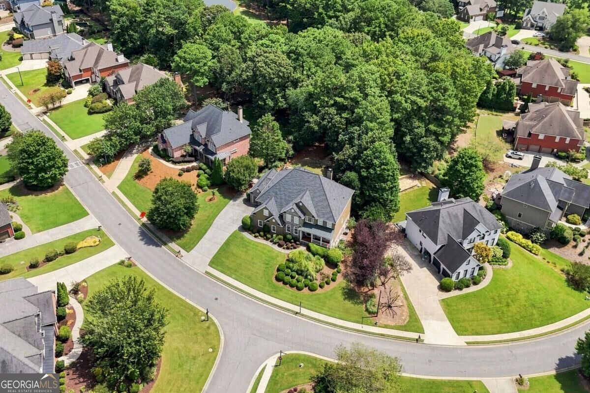 3014 Woodbridge LN