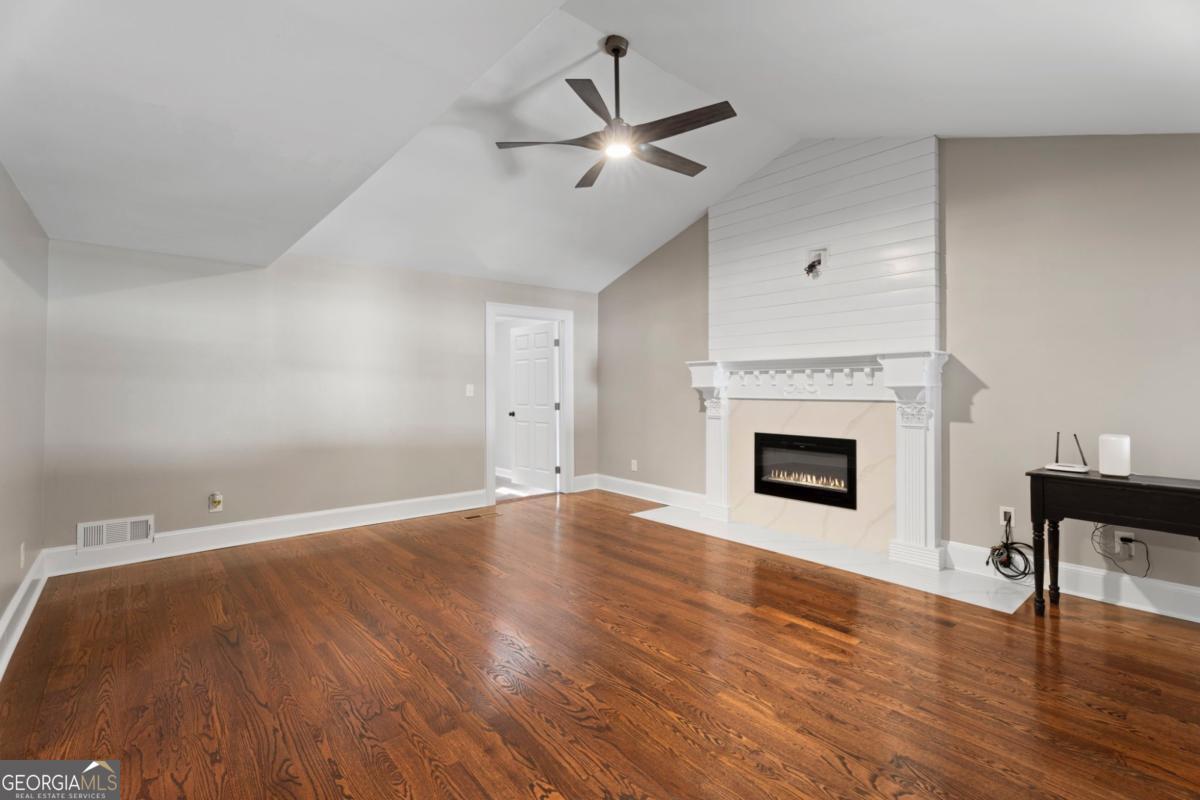 Elizabeth Acres - Residential