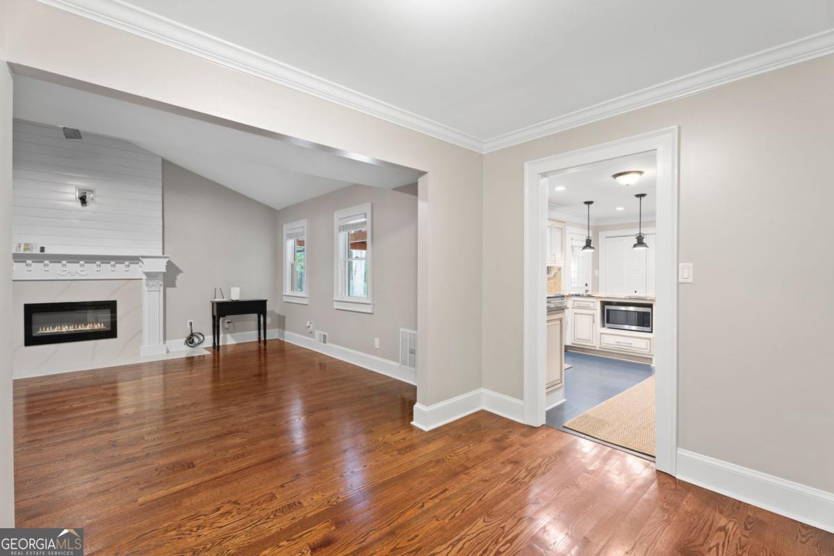 Elizabeth Acres - Residential