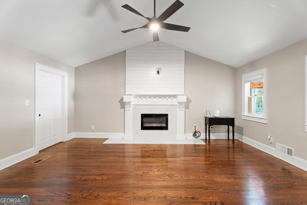 Elizabeth Acres - Residential