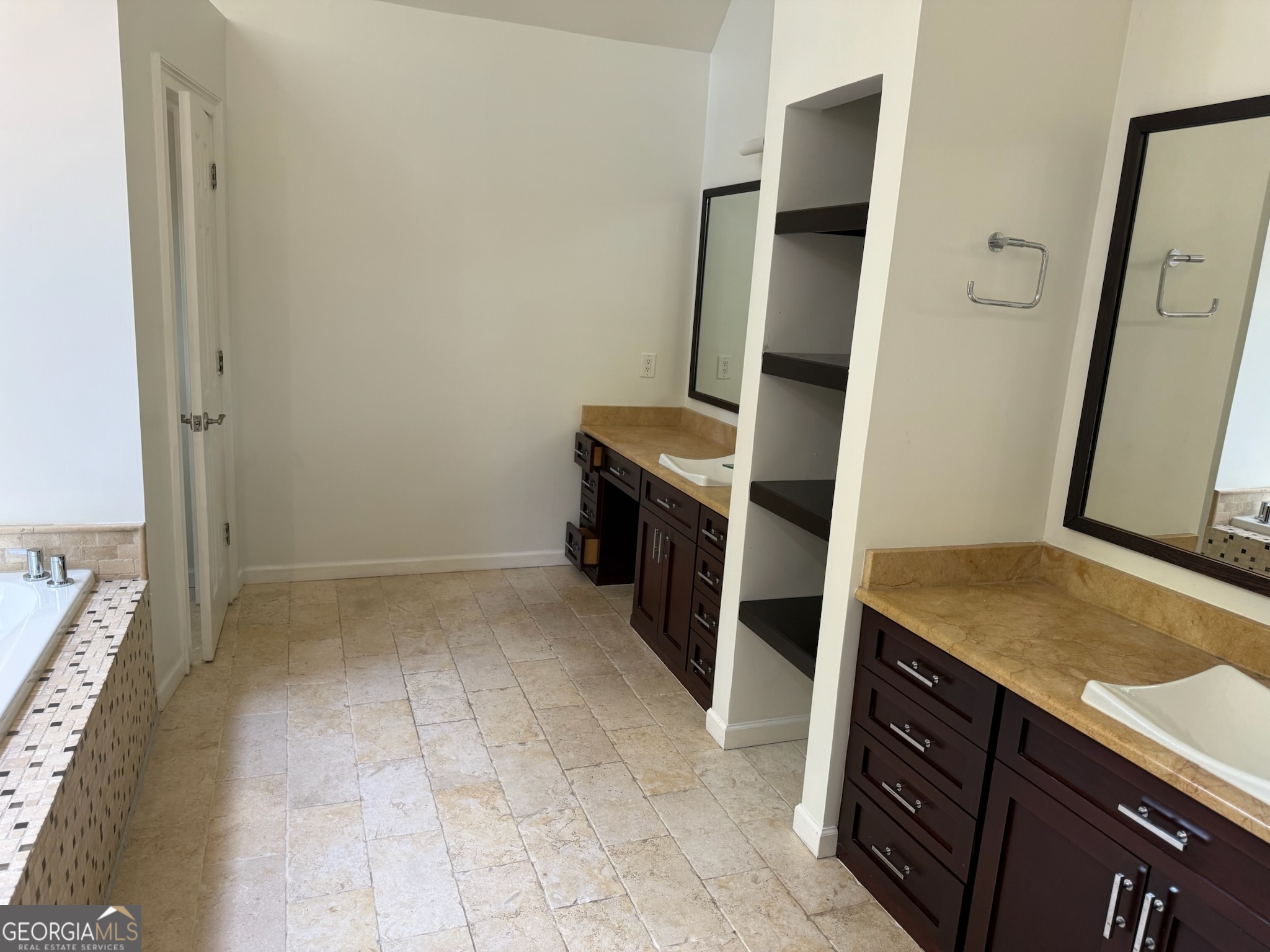 Dunmoor - Residential Lease