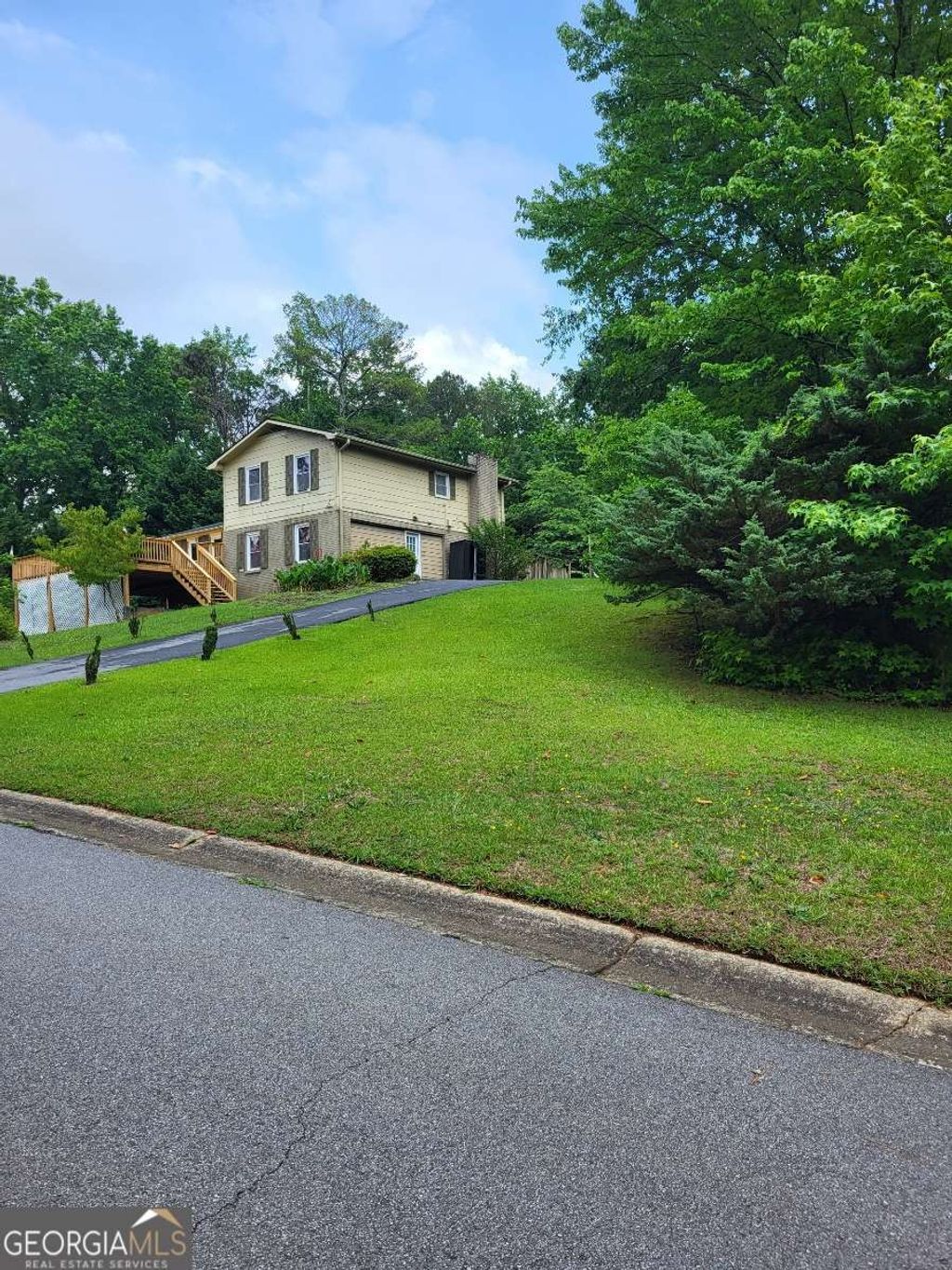 Photo of 2729 Irene Circle, Duluth, GA 30096 (MLS # 10774707)