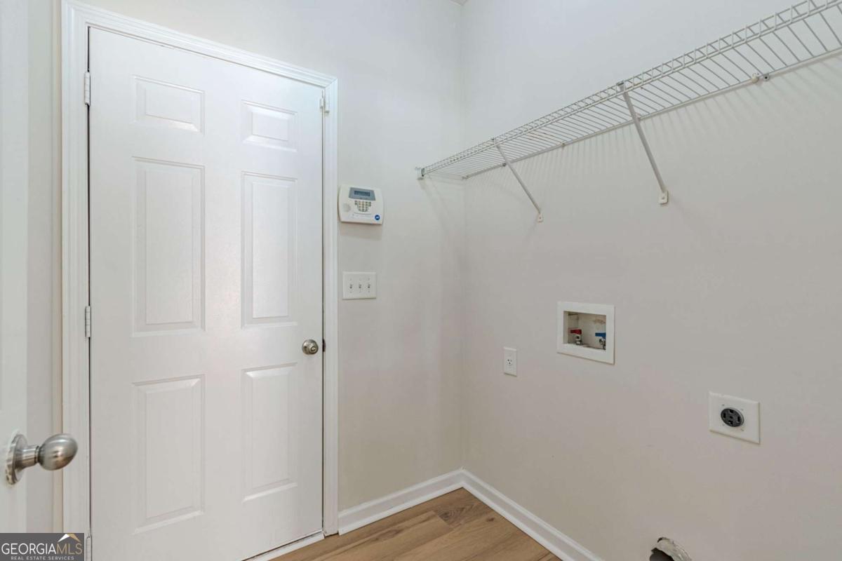STONEHAVEN POINTE - Residential