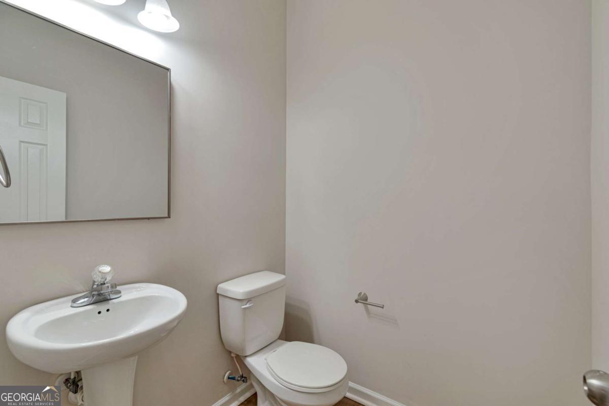 STONEHAVEN POINTE - Residential