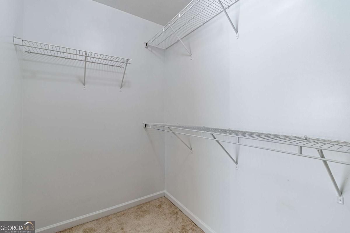 STONEHAVEN POINTE - Residential