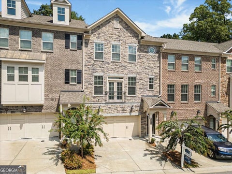 Photo of 4078 Townsend Lane, Atlanta, GA 30346 (MLS # 10839882)