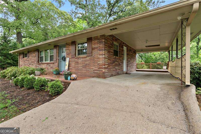 2337 Elmwood CIR SE